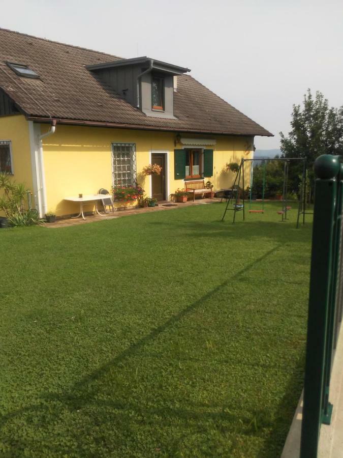 Obstbau Und Gaestezimmer Stani Kitzeck im Sausal Exterior foto