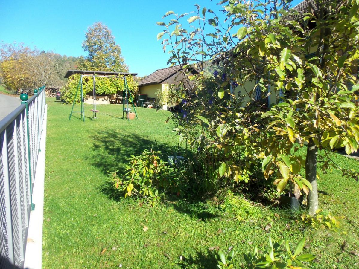 Obstbau Und Gaestezimmer Stani Kitzeck im Sausal Exterior foto