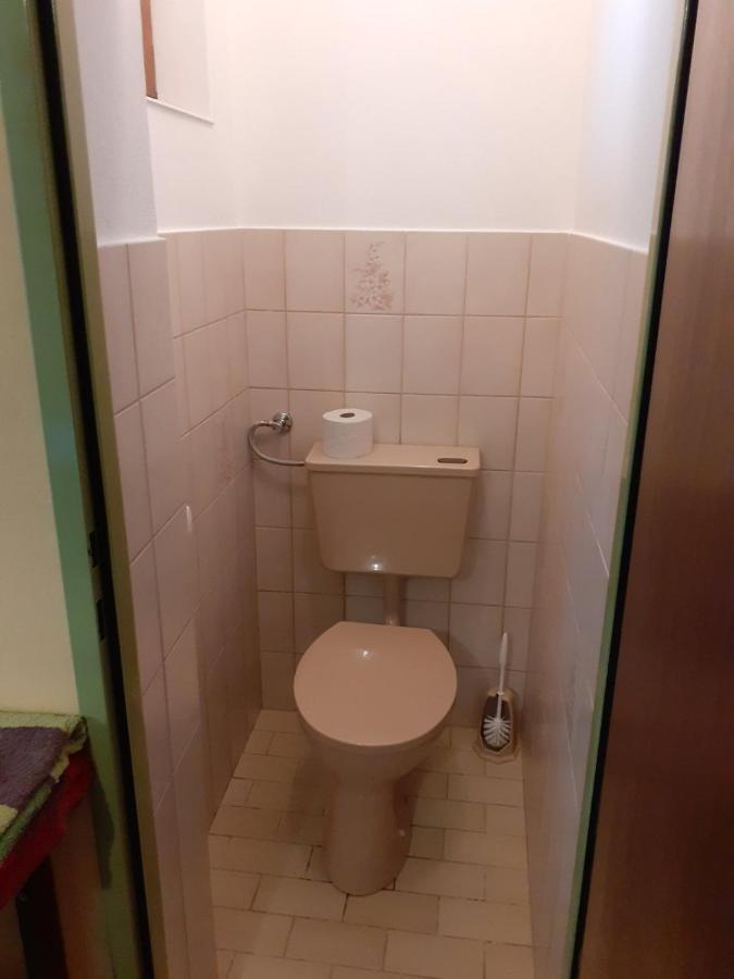Obstbau Und Gaestezimmer Stani Kitzeck im Sausal Exterior foto